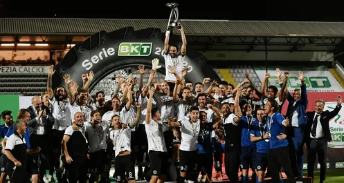 Lo Spezia trova al fotofinish una prima storica promozione in Serie A
