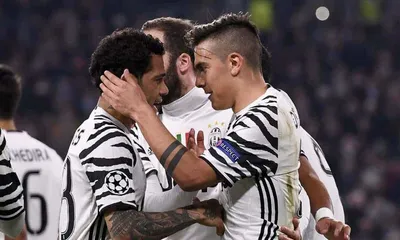 Juventus, Dybala saluta Dani Alves: “Ho imparato tanto da te, ti voglio bene”