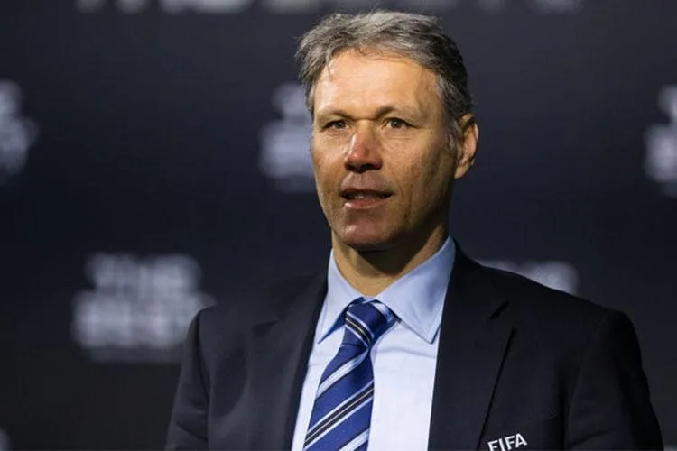 Van Basten: "Grandi battaglie con Maradona. Juventus più forte di tutti"