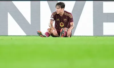Roma, nuovo infortunio Dybala: i tempi di recupero