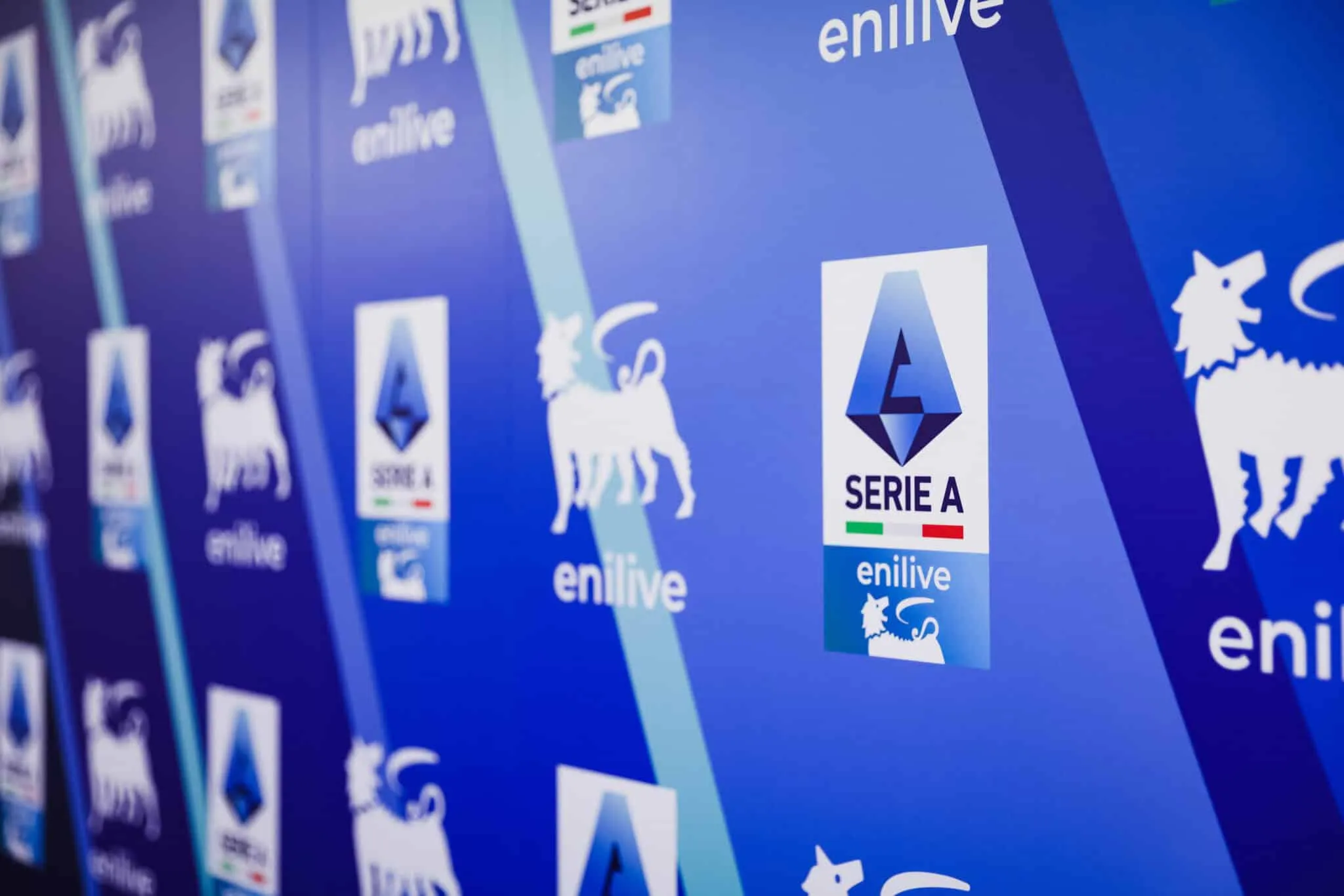 Fantacalcio, quando si recupera Bologna-Milan e come gestire il rinvio nelle leghe private: non solo 6 politici