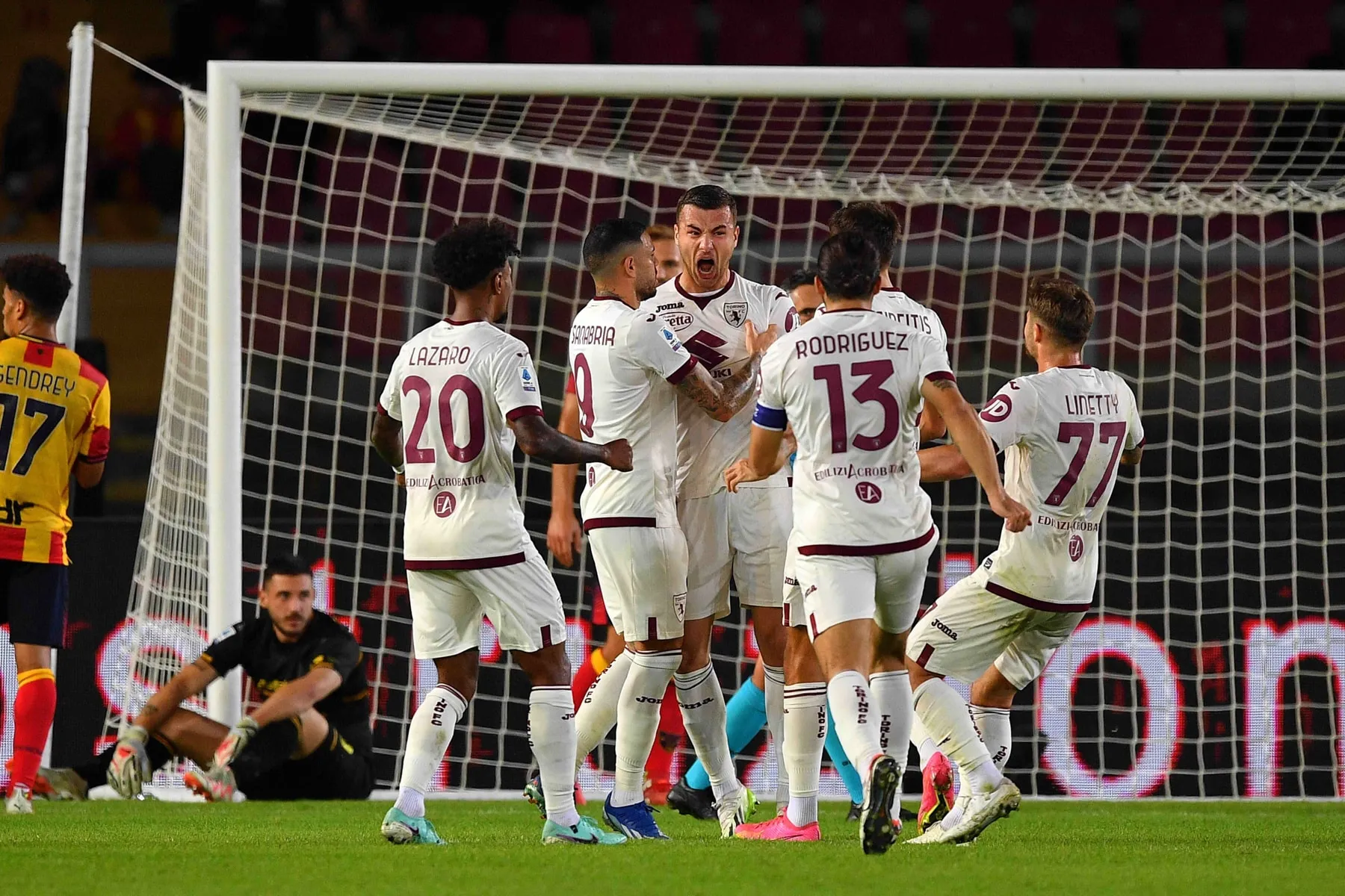 Calciomercato Torino, pronta una mini rivoluzione in difesa: chi entra e chi esce