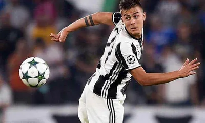 Pescara-Juventus, si fa male Dybala: infortunio alla caviglia sinistra