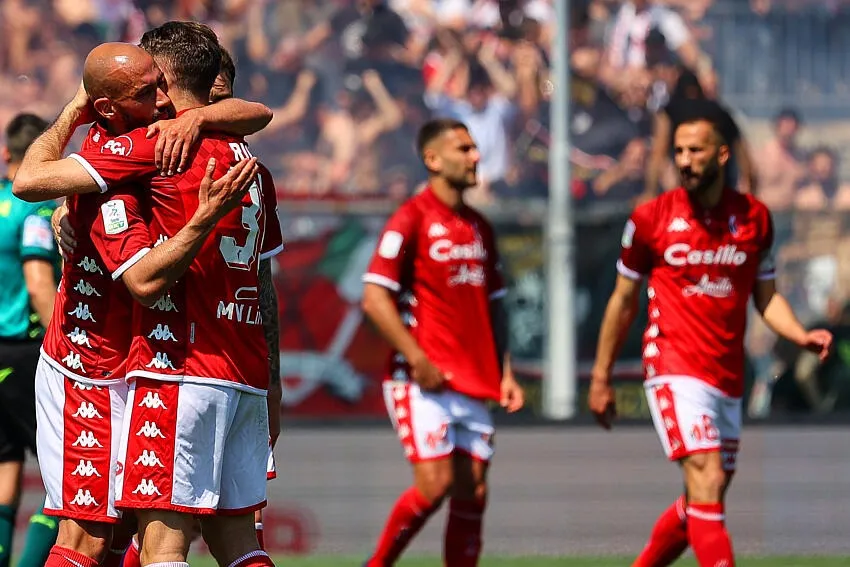 Come funzionano i playoff di Serie B e quali squadre si contenderanno la promozione in A