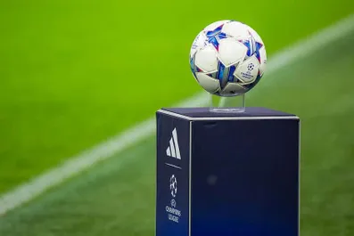 Champions League, date e orari degli ottavi: quando si giocano Inter-Atletico, Napoli-Barcellona e Lazio-Bayern