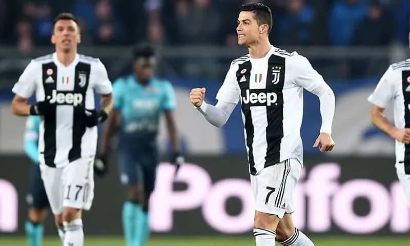 Atalanta-Juventus finisce 2-2, Ronaldo riprende la doppietta di Zapata
