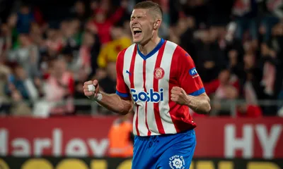 Calciomercato, duello Milan-Napoli per il capocannoniere della Liga che conferma: “Tratto con club italiani”