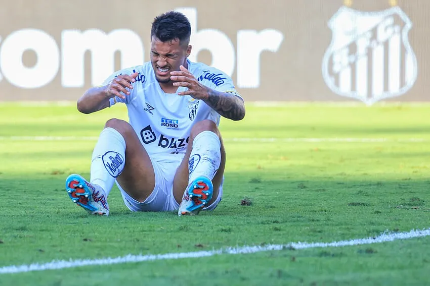 Calciomercato Roma, Marcos Leonardo stop? No problem, i 2 sostituti indicati da Mou