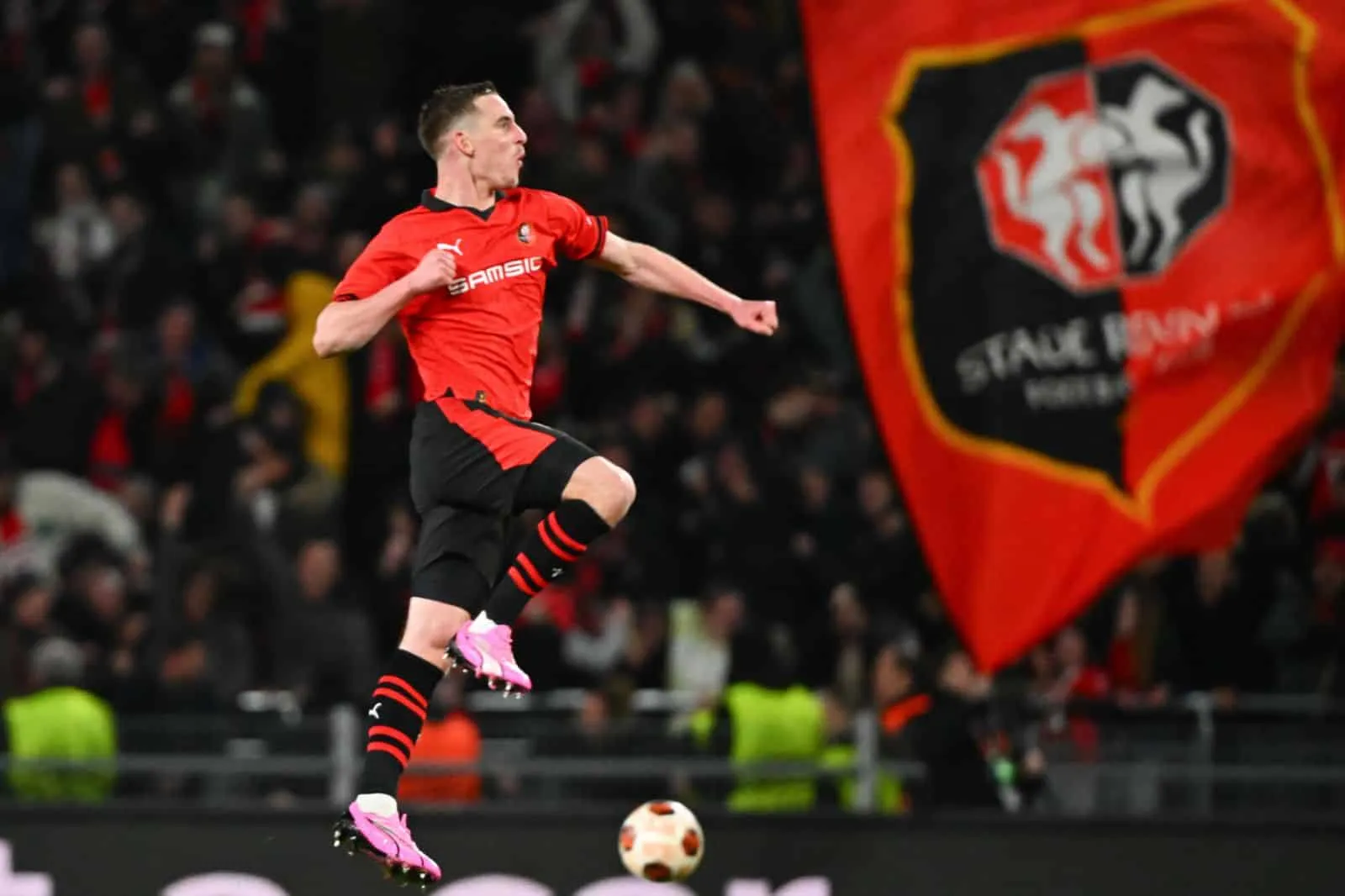 Chi &egrave; e quanto costa Bourigeaud, il centrocampista del Rennes autore della tripletta&nbsp;al&nbsp;Milan