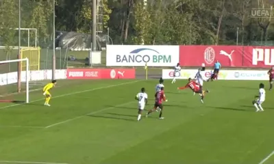 Milan, chi è Camarda: il baby bomber da 500 reti che segna in rovesciata al PSG