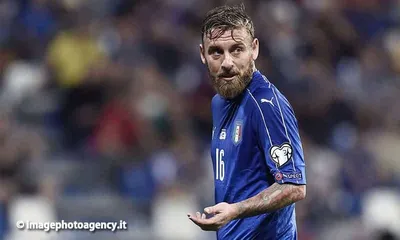 [VIDEO] Italia-Svezia, De Rossi infuriato durante il match: "Dobbiamo vincere ca..o". Poi il chiarimento