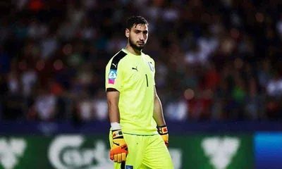 Bacio alla maglia: c'è chi è fedele e chi ha tradito