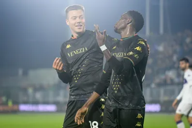 Serie A, la classifica dei cartellini alla 30^ giornata: Venezia e Napoli ai poli opposti