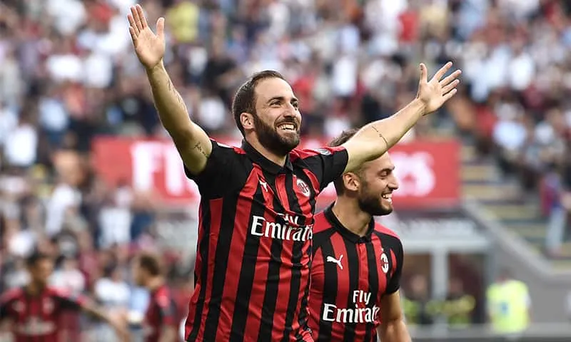 Milan, Higuain: “La Juventus mi ha cacciato. De Laurentiis? Tutti ci litigano”
