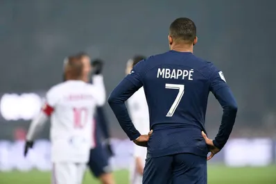 Mbappé, rottura col PSG: “non è Kylian Saint-Germain!”. Il video della discordia