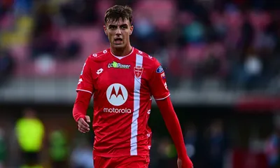 Calciomercato Inter, pronto lo sgarbo al Milan: un figlio d’arte rossonero nel mirino