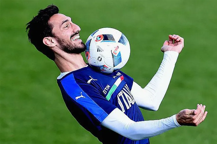 Fiorentina, la società comunica le date di autopsia e funerali di Davide Astori