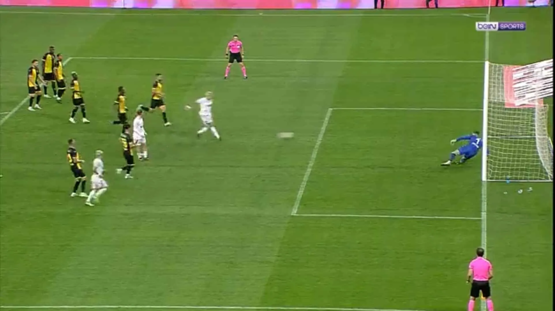 Icardi, ma che fai? Prova il rigore a 2, ma il risultato è imbarazzante! Il video