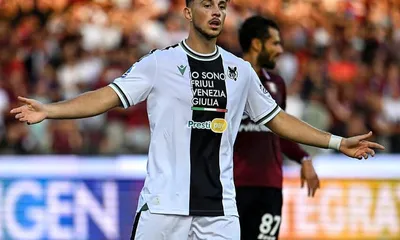Calciomercato Napoli, clamorosa beffa Samardzic: il padre si accorda con la rivale