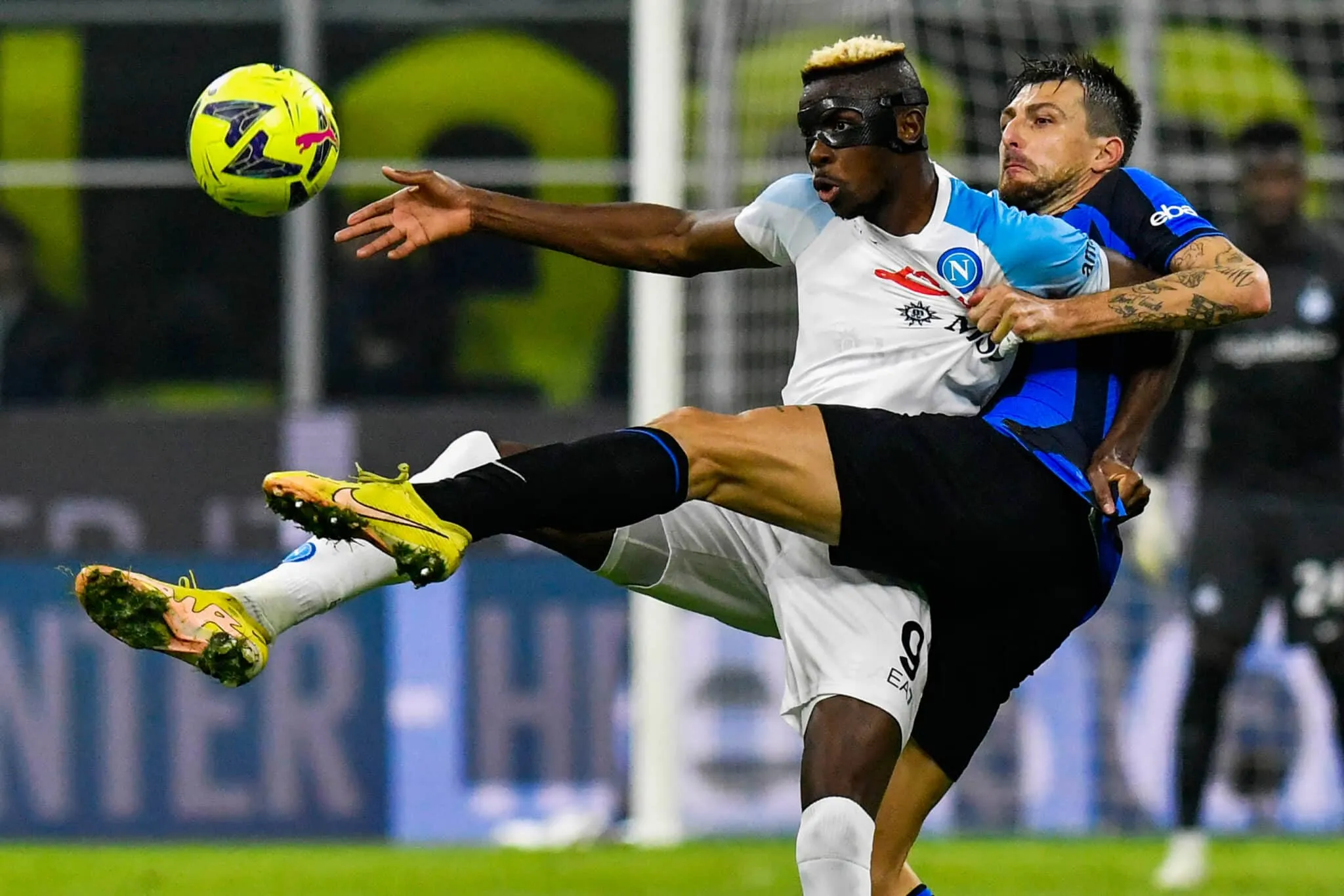 Fantacalcio, 5 scommesse per la 29ª giornata: rischiatutto Acerbi vs Osimhen