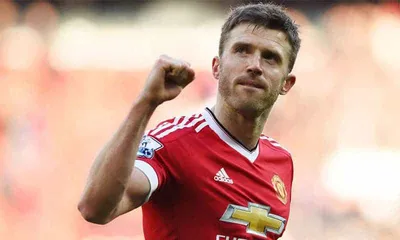 Manchester United, Carrick dice stop: "Ho problemi al cuore e non posso più giocare"
