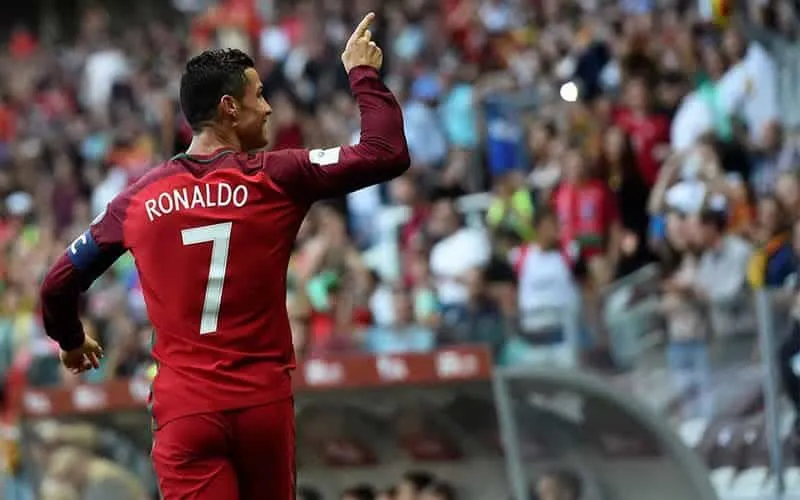 Nazionali, la top 10 dei migliori marcatori di sempre: Cristiano Ronaldo sale al terzo posto