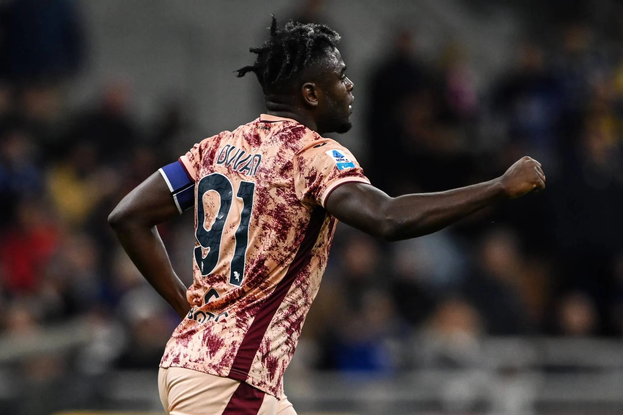 Torino, grave infortunio per Zapata: esce in barella, le prime sensazioni