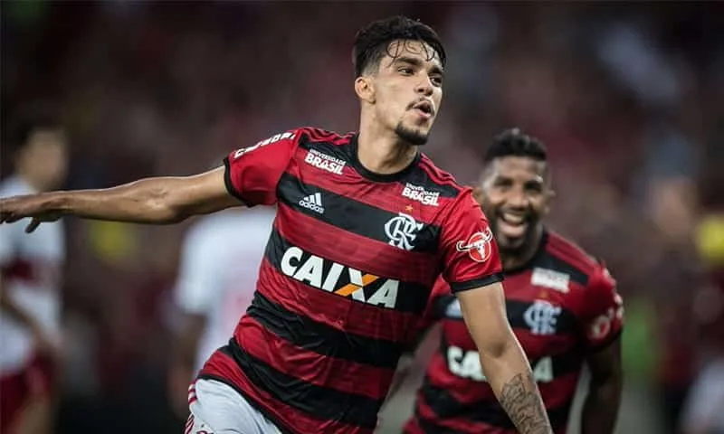 Calciomercato Milan, il dg del Flamengo: “Paquetà è dei rossoneri, c’è la firma”