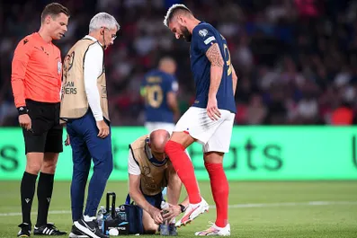 Milan, infortunio Giroud: salta il derby? Quando rientra e quante partite salta