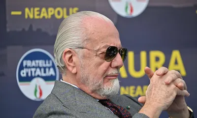 Calciomercato Napoli, un titolarissimo può dire addio: 3 big d’Europa interessate