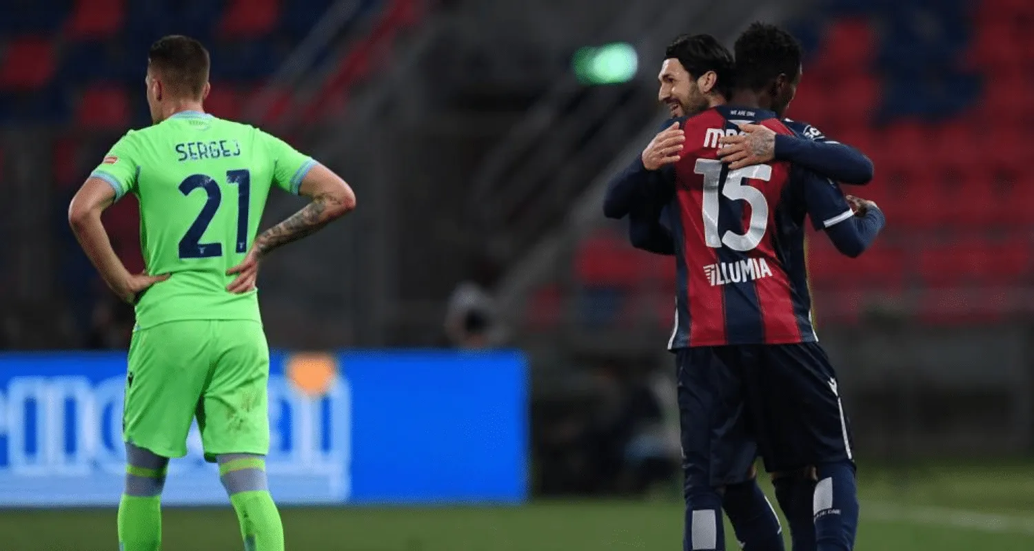 Bologna-Lazio 2-0, le pagelle: Sansone superlativo, sorpresa Mbaye. Skorupski para un rigore