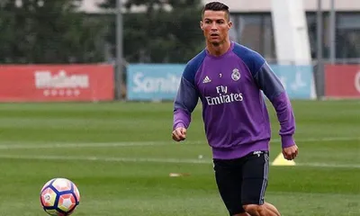 Liga, Koke attacca con insulti omofobi e Ronaldo risponde: “Però sono pieno di soldi”