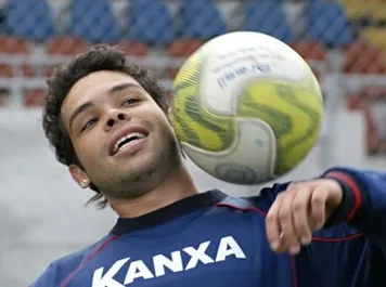 Che fine ha fatto Kerlon “Foquinha”? Lo sfortunato talento che ha illuso il mondo con il dribbling della foca