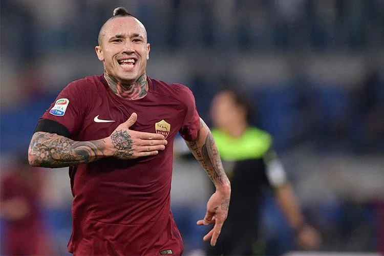 Roma, Nainggolan allontana il Manchester United e aspetta il rinnovo