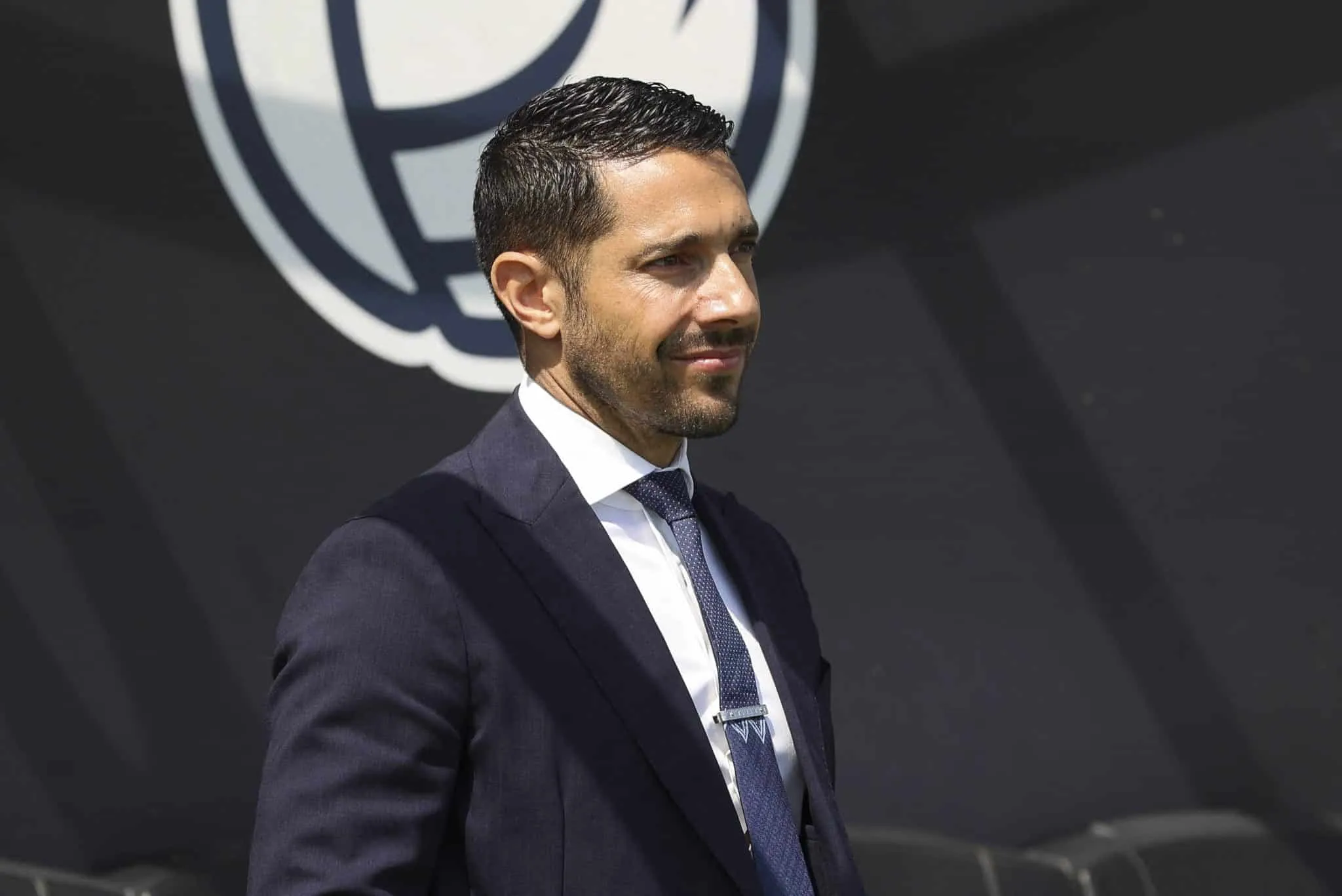 Calciomercato, Genoa-Milan non si gioca solo in campo: un centrocampista&nbsp;nel&nbsp;mirino rossonero