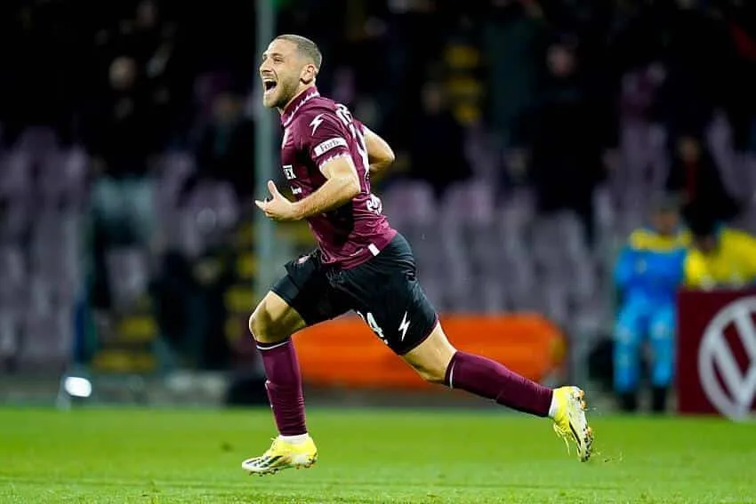 Salernitana, esordio con gol per Weissman: Dia rischia di perdere il posto? Come gestirli al fantacalcio