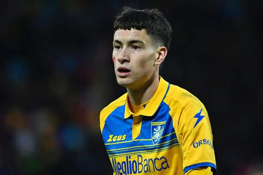 Calciomercato Juventus, la Premier piomba su Soulé: conferme da Frosinone, prezzo e condizioni