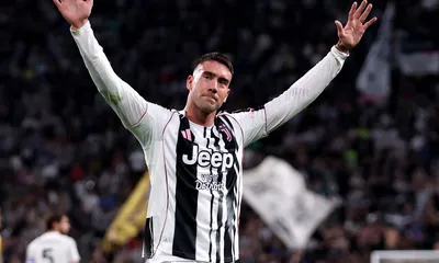 Calciomercato Juventus, futuro in Premier League per Vlahovic? Spunta la prima pretendente