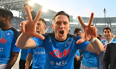 Napoli, c&rsquo;&egrave; l&rsquo;offerta per Zielinski: i 2 nomi nuovi per il centrocampo azzurro