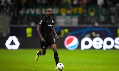 evan-ndicka-eintracht-francoforte