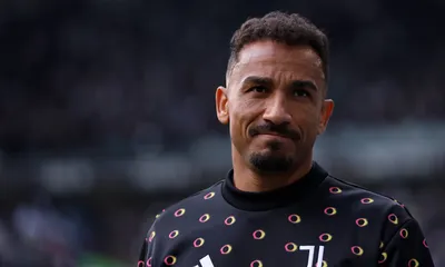 Calciomercato Juventus, Danilo spiazza tutti: da insostituibile a separato in casa, c’entra una clausola sul contratto