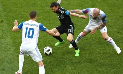 Mondiali 2018, Argentina-Islanda 1-1: ad Aguero risponde Finnbogason. Messi sbaglia un rigore