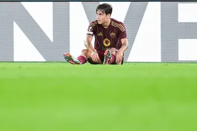Roma, nuovo infortunio Dybala: i tempi di recupero
