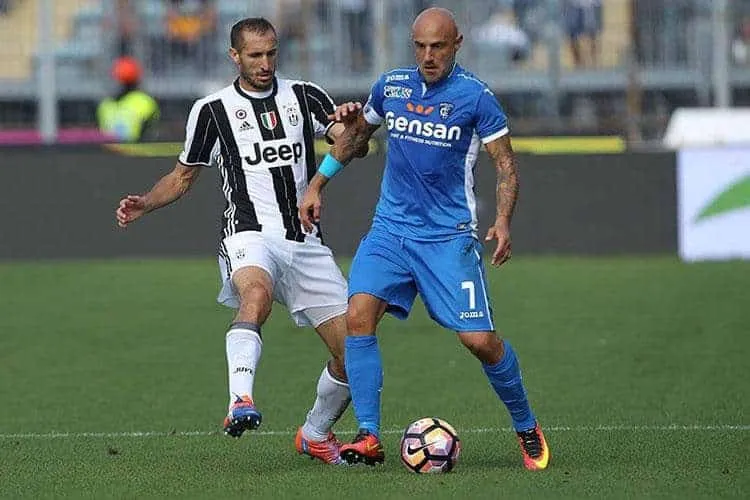 Chiellini infiamma Juventus-Napoli: “Higuain? Si è tenuto i gol per sabato sera”