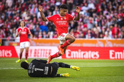 Calciomercato Napoli, Conte chiama rinforzi: può arrivare l’ex stella dell’Ajax di Ten Hag