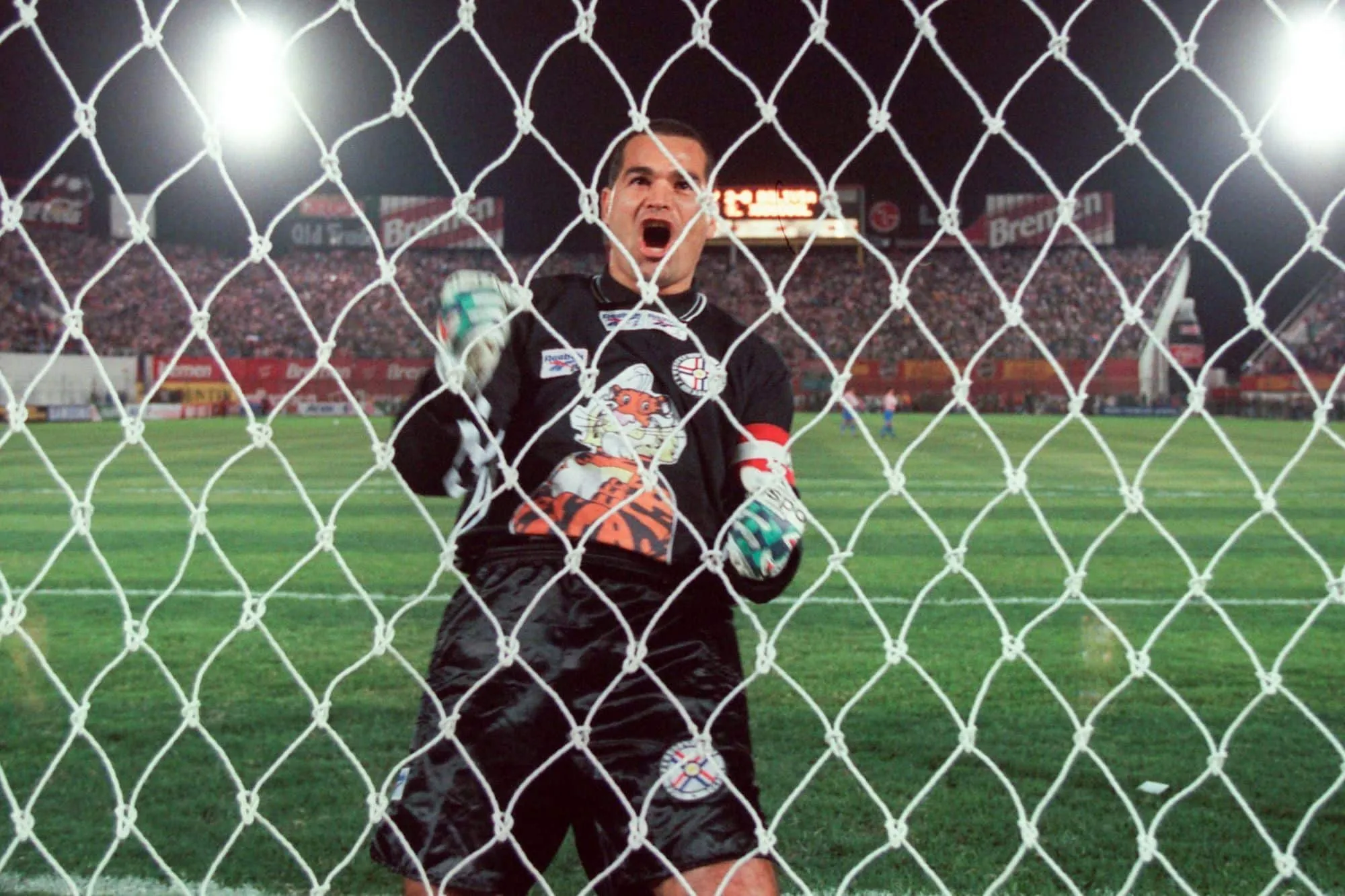 Storie mondiali, i momenti indimenticabili: Chilavert, il portiere che tirò la prima punizione verso la porta avversaria