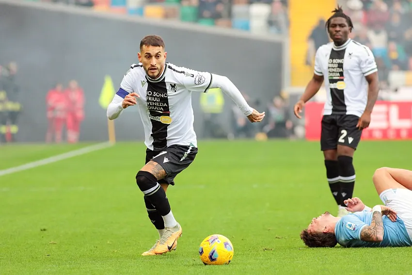 Udinese, quando torna Pereyra: gli aggiornamenti sull’infortunio e i tempi di recupero per il fantacalcio