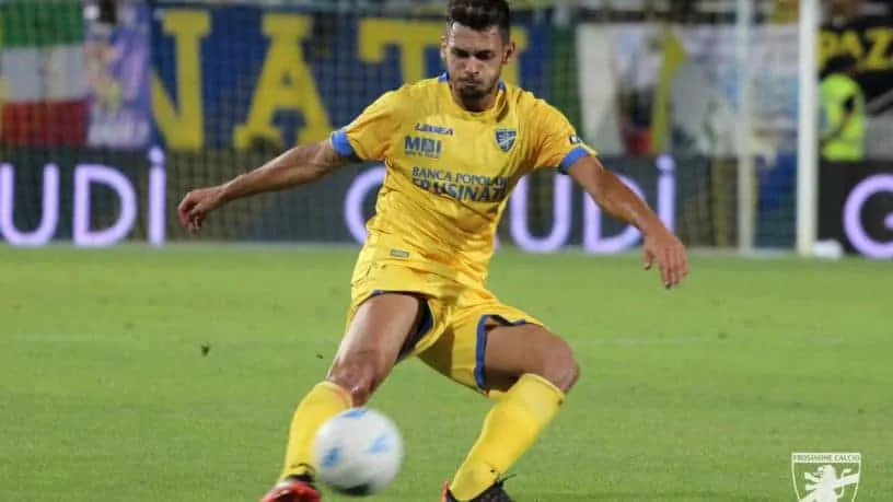 Frosinone, intervento alla spalla riuscito per Gori: tempi di recupero lunghi