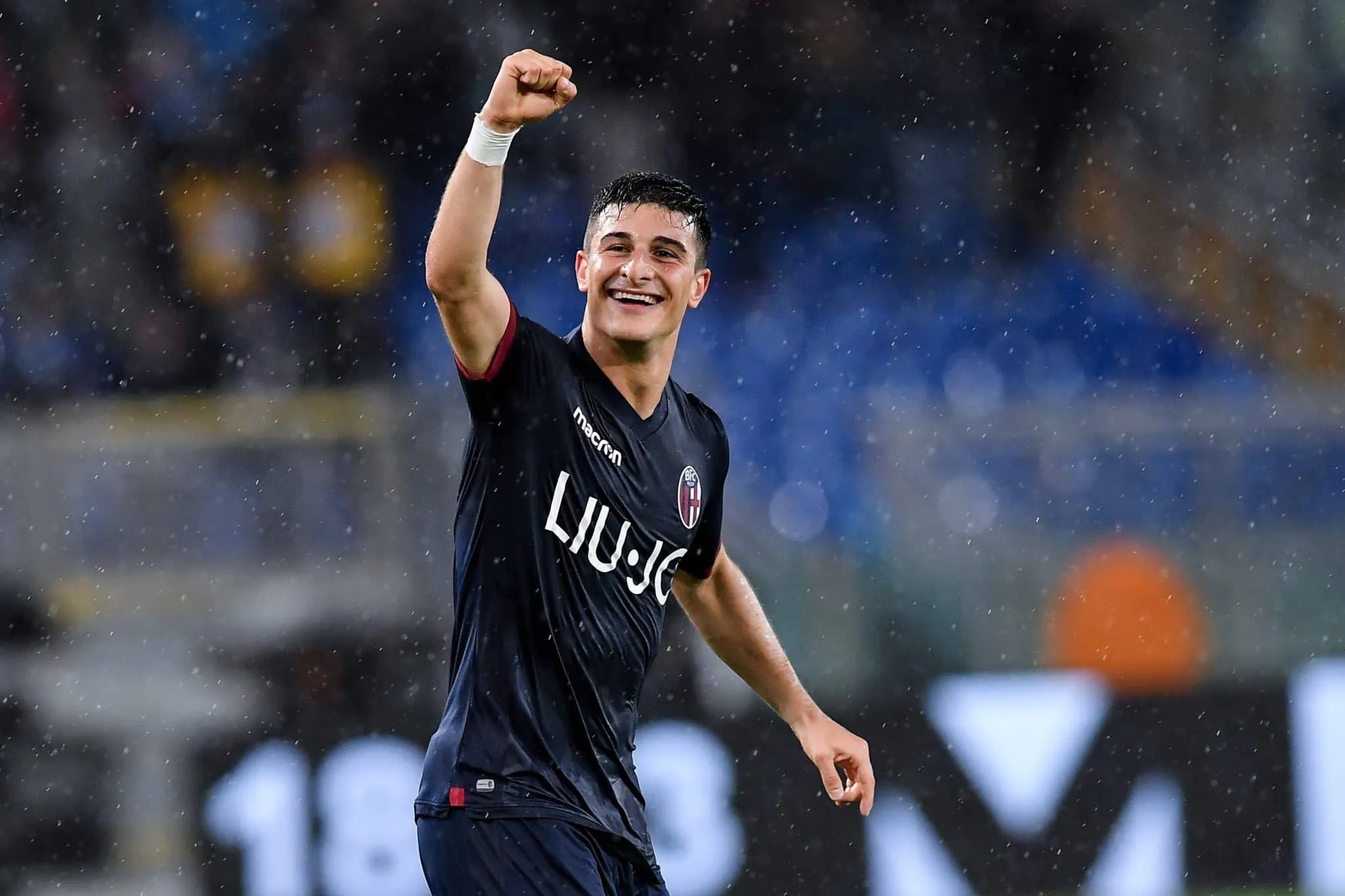 Calciomercato Bologna, si lavora al riscatto di Orsolini: trattativa con la Juventus