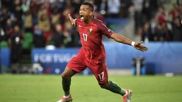 Lazio, Nani è arrivato a Ciampino: "Forza Lazio". Adesso visite mediche e firma